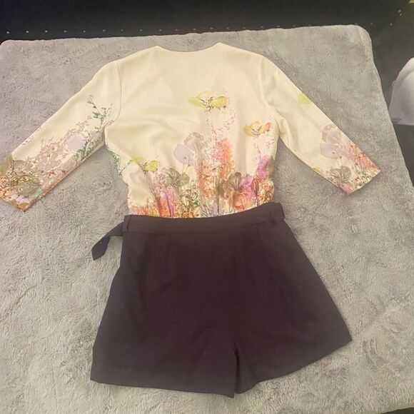 Ted Baker play suit, size M - Picture 9 of 14